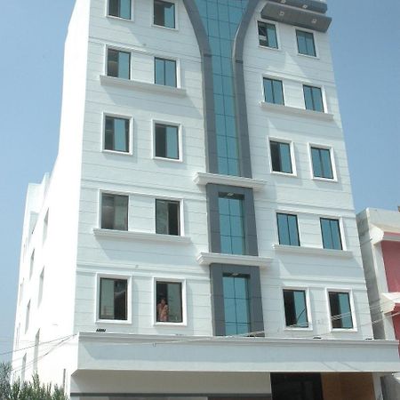 Hotel Mgr Pondicherry Dış mekan fotoğraf